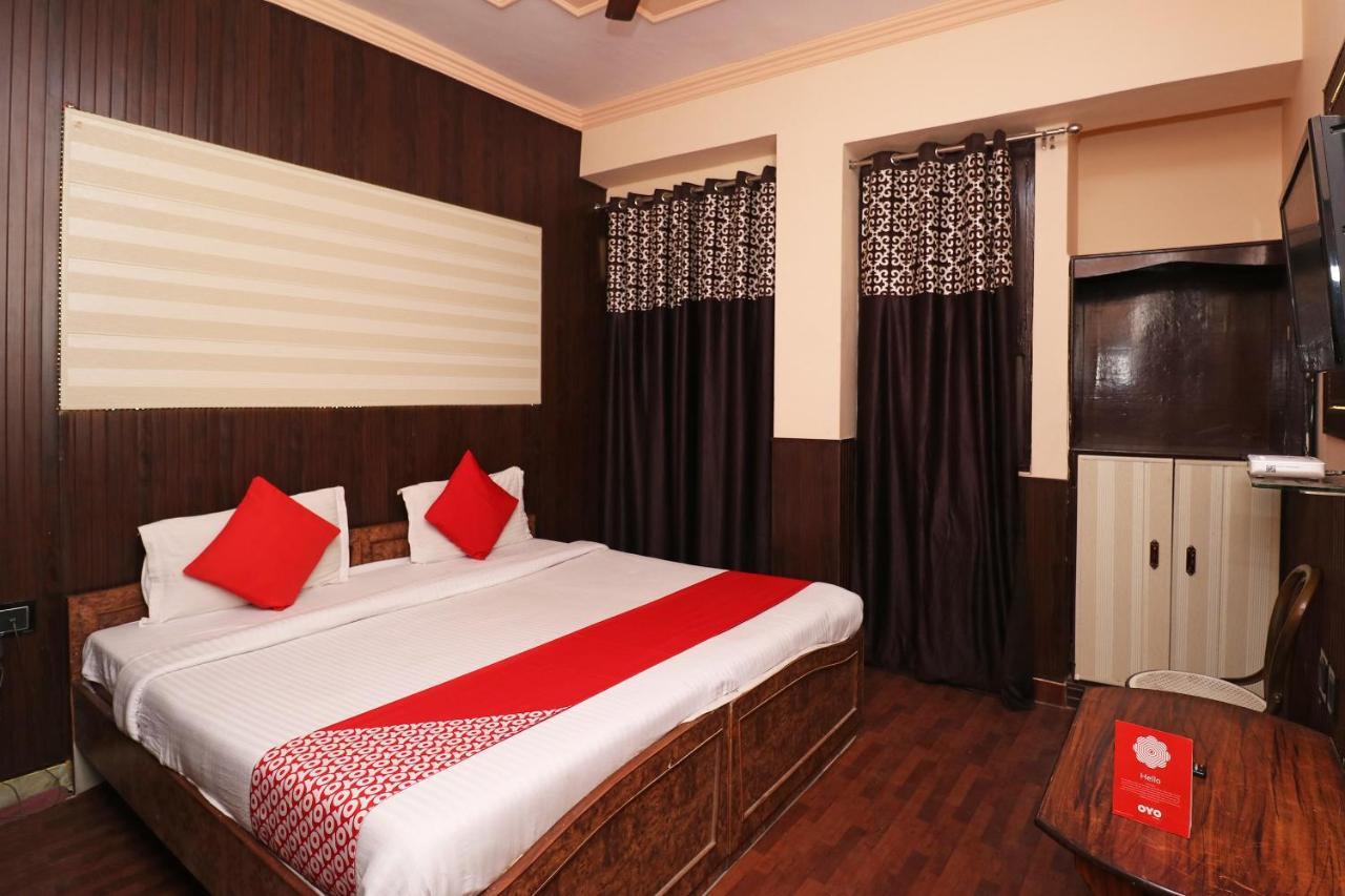 Oyo 8379 Hotel Kamal Lakhnau Kültér fotó